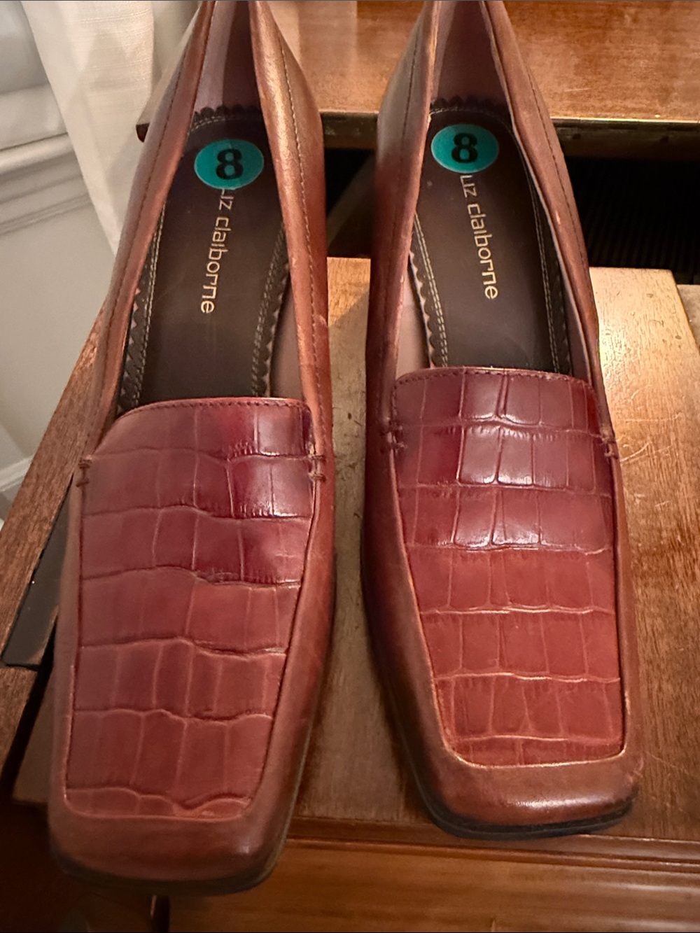 Liz Claiborne Brown Croc-Embossed Leather Slip-On Loafers